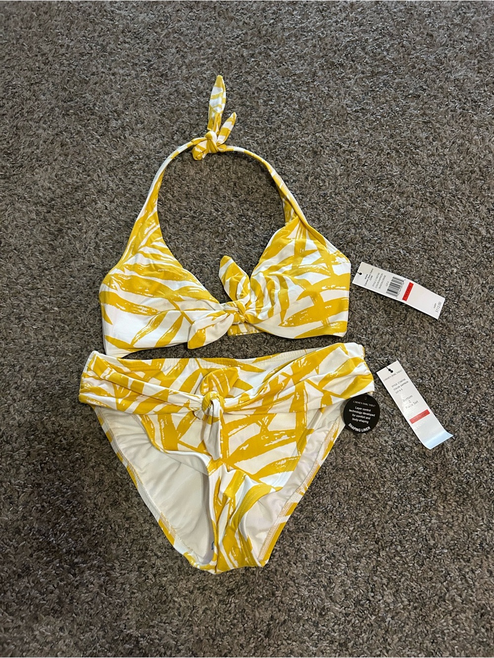 Carmen Marc Valvo 2-Piece Swimsuit Set | NWT | Yellow White Tropical Print